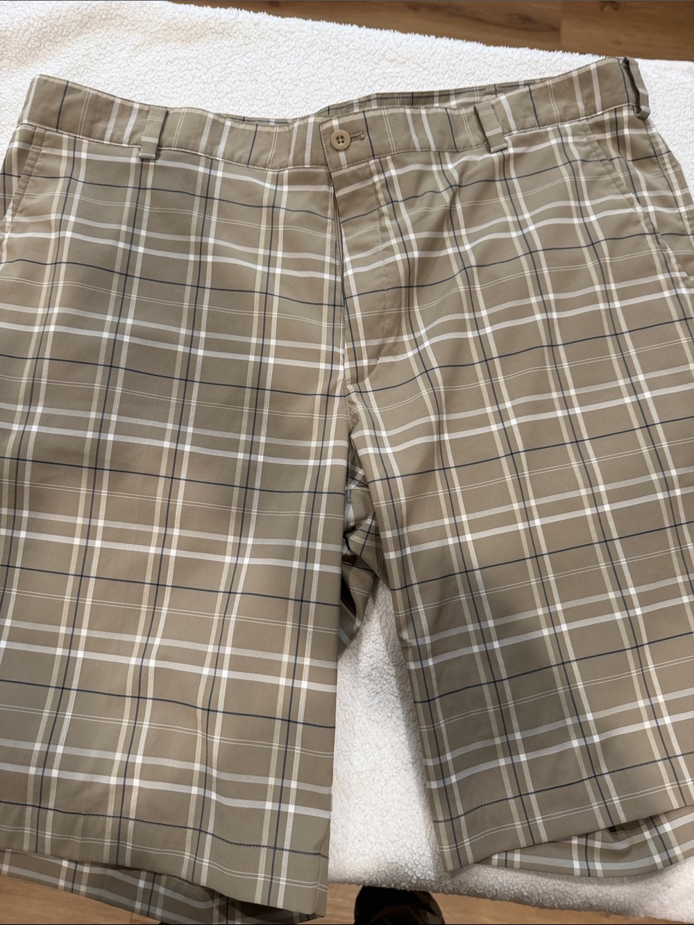 Nike Men's Tan Plaid Chino Shorts